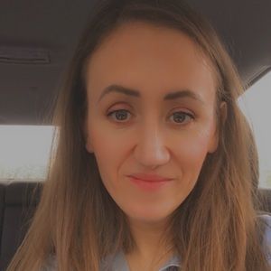 Meet your Posher, Crina raluca